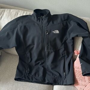 Northface jacket. Water proof. large